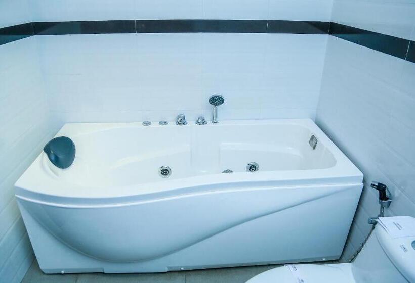 ジュニアスイート, The Covanro Airport Hotel   Katunayake