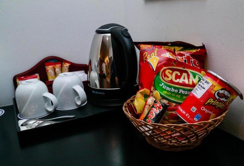 スタンダードルーム, The Covanro Airport Hotel   Katunayake