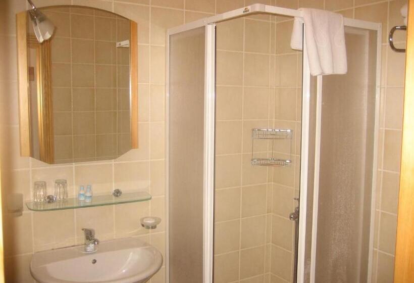 Семейный Номер, Lapasori Otel