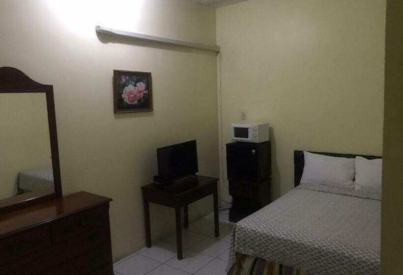 اتاق استاندارد, Tropical Court