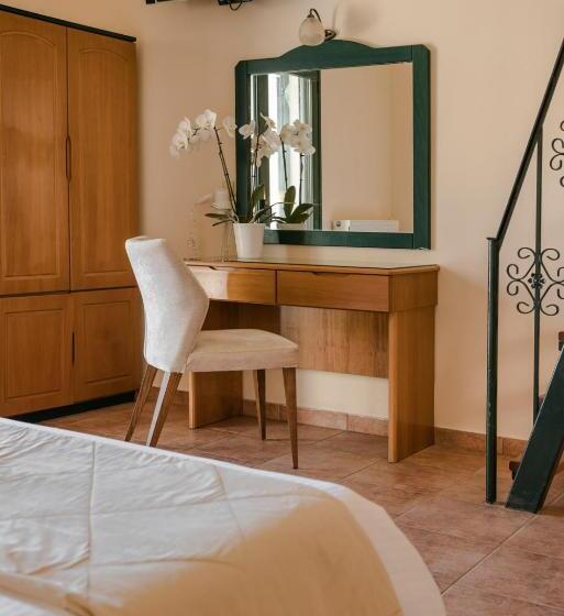 סוויטה נוף לים, Griffon Kymi Hotel Previously Known As Valledi Village