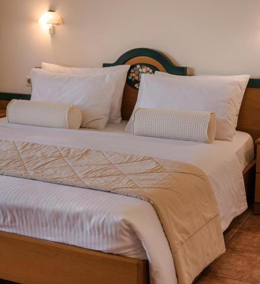 Family Suite, Griffon Kymi Hotel Previously Known As Valledi Village