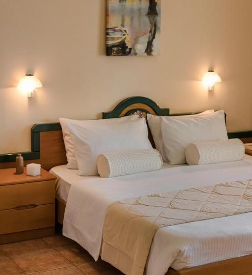 חדר משפחתי נוף לים, Griffon Kymi Hotel Previously Known As Valledi Village