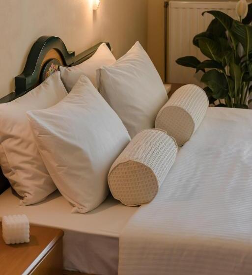 חדר משפחתי נוף לים, Griffon Kymi Hotel Previously Known As Valledi Village