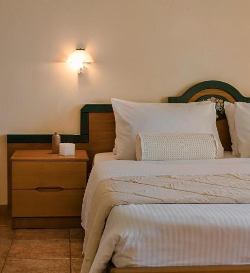 חדר משפחתי נוף לים, Griffon Kymi Hotel Previously Known As Valledi Village