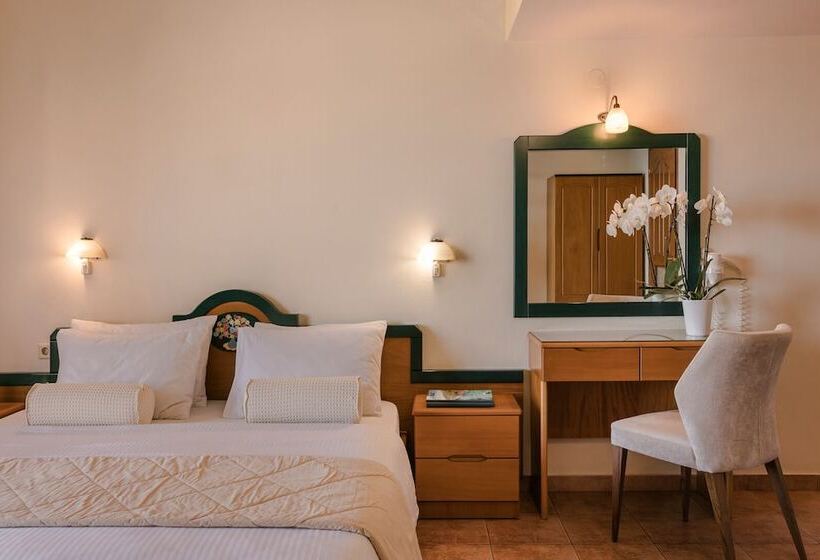 Family Suite, Griffon Kymi Hotel Previously Known As Valledi Village