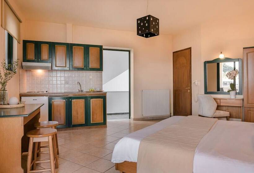 Номер Стандарт Вид на Море, Griffon Kymi Hotel Previously Known As Valledi Village