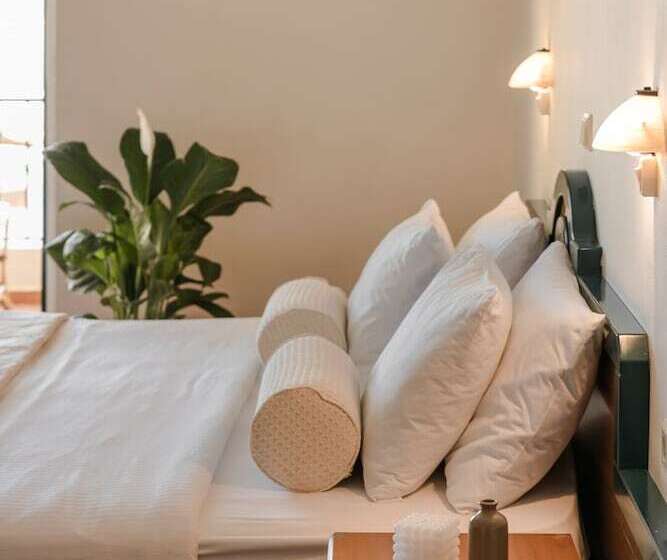 סוויטת ג'וניור נוף לים, Griffon Kymi Hotel Previously Known As Valledi Village