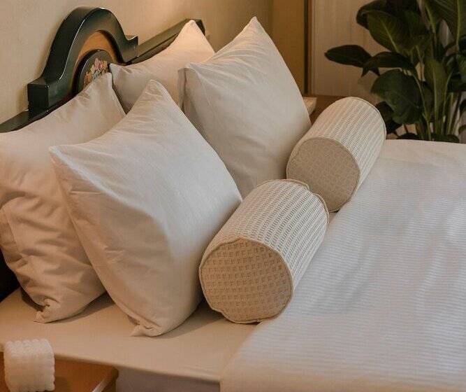 חדר משפחתי נוף לים, Griffon Kymi Hotel Previously Known As Valledi Village