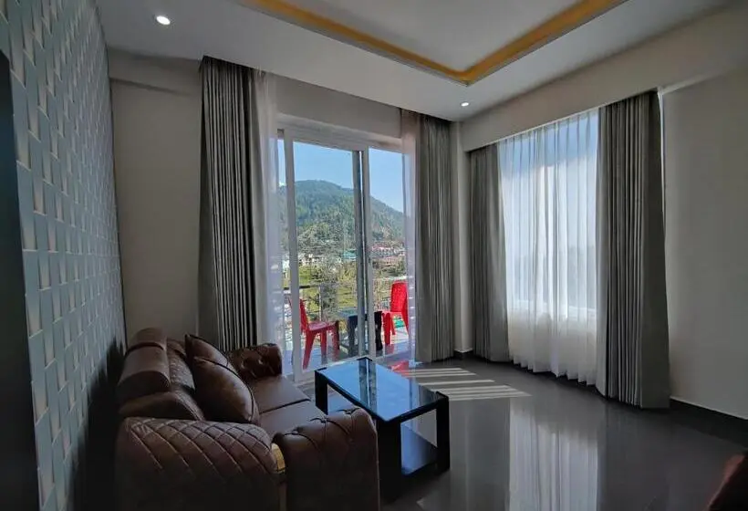 Standard-huone King-vuode, Aliza Inn And Suites By Srs Hotels