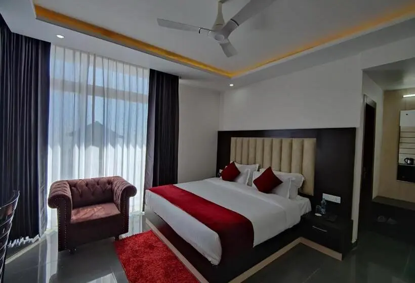 Standard-huone Parveke, Aliza Inn And Suites By Srs Hotels