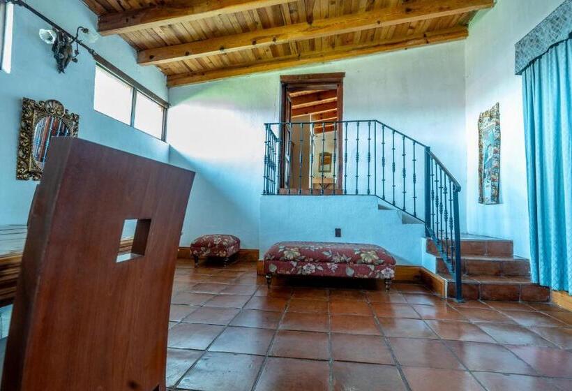 غرفة قياسية ثلاثية, Hacienda Venta De Guadalupe