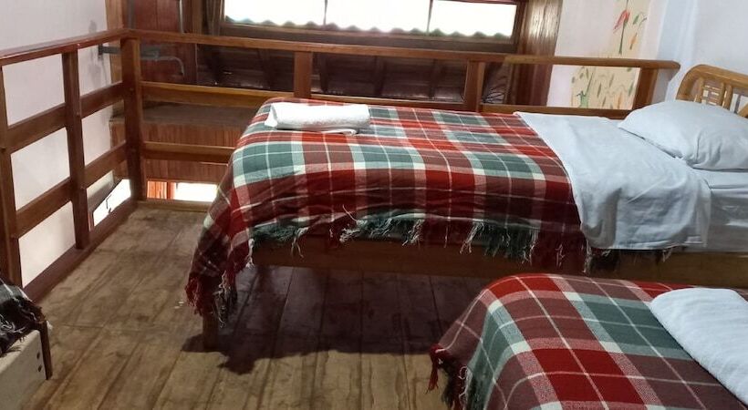 패밀리 룸, Hosteria Hachacaspi