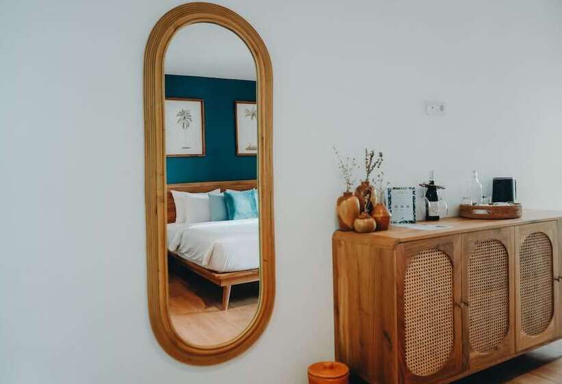 Номер Премиум, Porter Hotel   Surf & Yoga Retreat