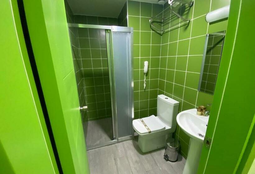 スタンダードルーム, Avlion Boutique