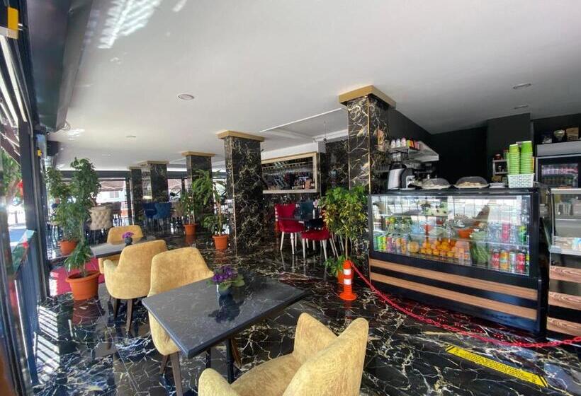 スタンダードルーム, Avlion Boutique