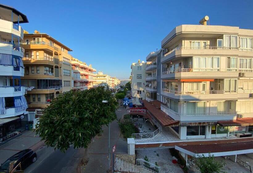 デラックスルーム, Avlion Boutique