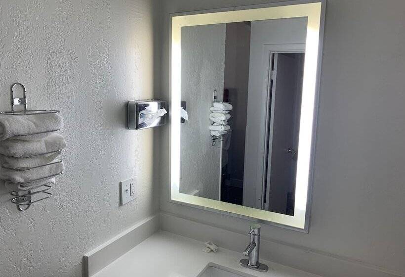 غرفة قياسية, Super 8 By Wyndham San Jose Airport