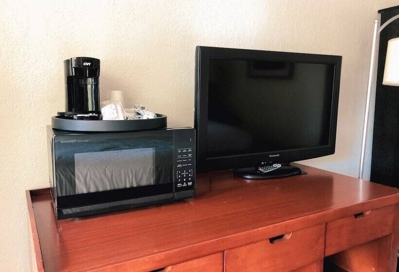 חדר סטנדרט, Super 8 By Wyndham San Jose Airport
