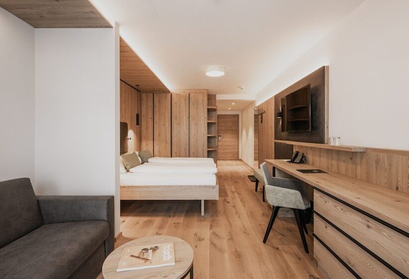 デラックスルーム, Firstpeak Zauchensee