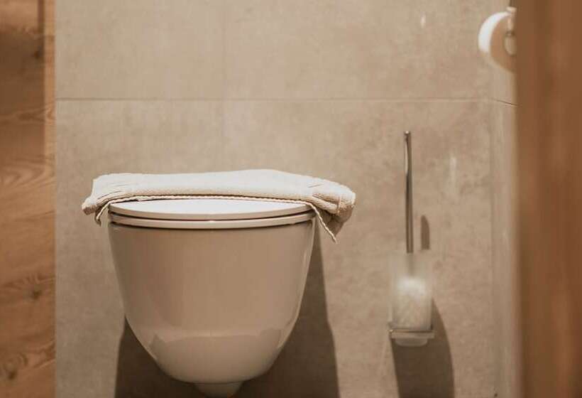 ジュニアスイート, Firstpeak Zauchensee