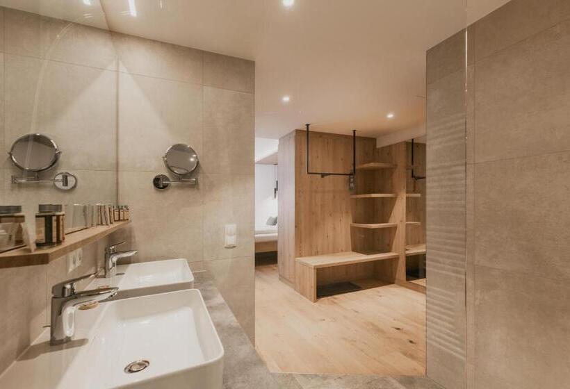 デラックスルーム, Firstpeak Zauchensee