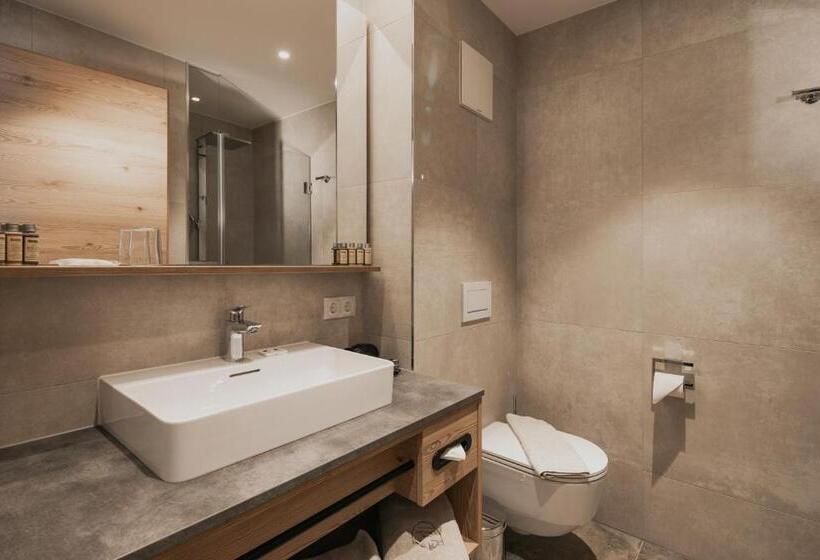 スイート, Firstpeak Zauchensee