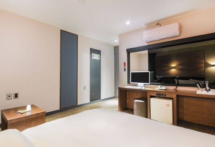 Номер Стандарт, Jinju Hotel Daom