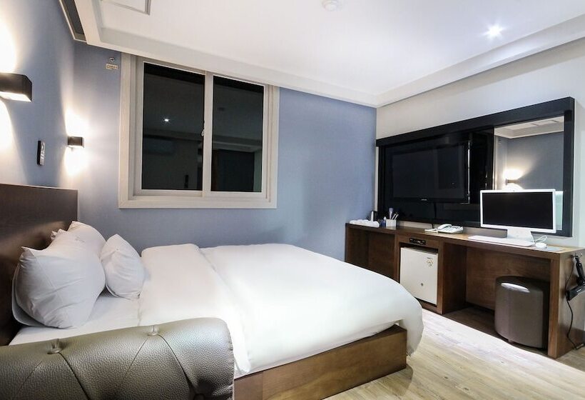 Номер Стандарт, Jinju Hotel Daom