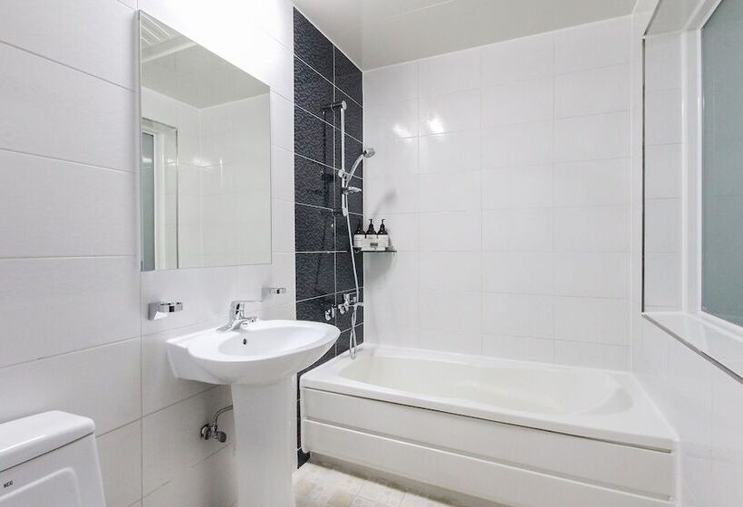 Номер Стандарт, Jinju Hotel Daom