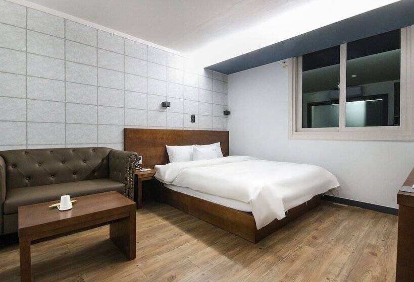 Номер Стандарт, Jinju Hotel Daom