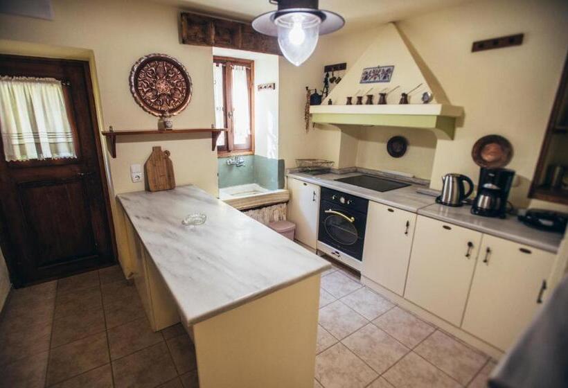 בית, חדר שינה 1, Ellis Full Guest House