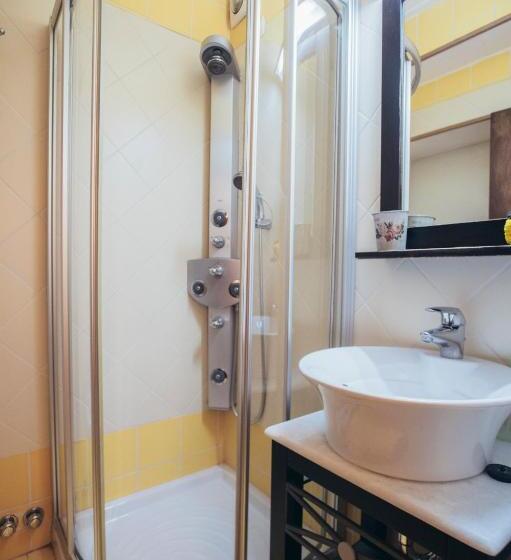 בית, חדר שינה 1, Ellis Full Guest House