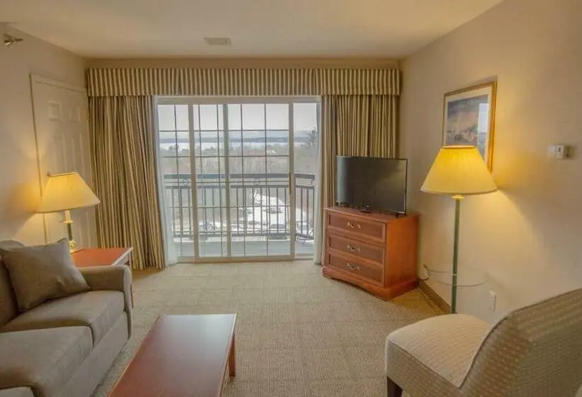 キングサイズベッドのスイートルーム, Smart Suites On The Hill