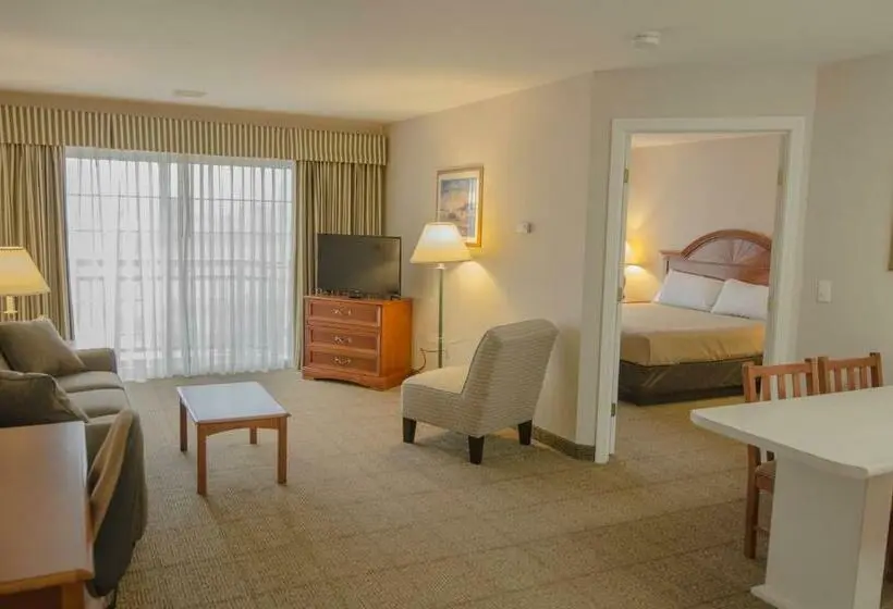 キングサイズベッドのスイートルーム, Smart Suites On The Hill