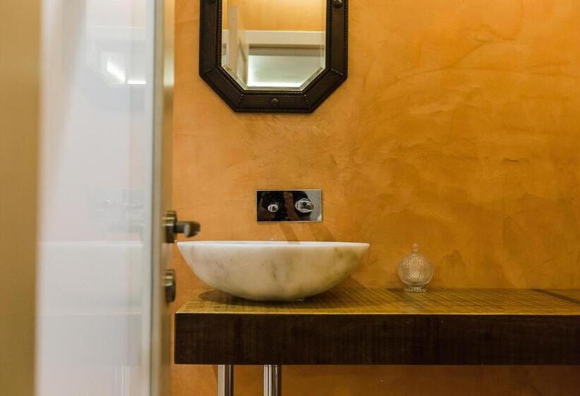 سوییت خانوادگی, Murella Living