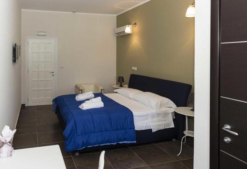 Номер Стандарт, Ascot