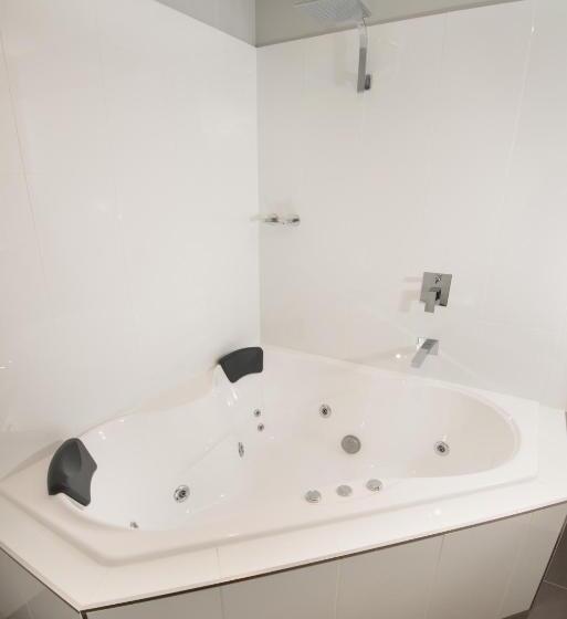 프리미엄 스위트, Mercure Warragul