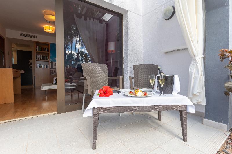 סוויטה, R2 Romantic Fantasia Suites  Adults Only