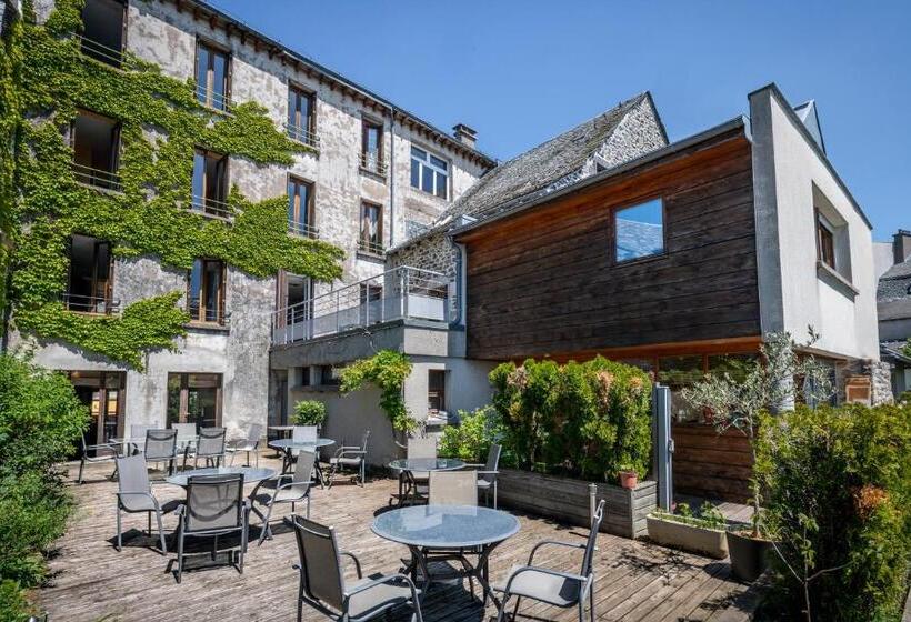 Номер Стандарт Вид на Сад, Logis Hôtel Restaurant Gilles Moreau Laguiole