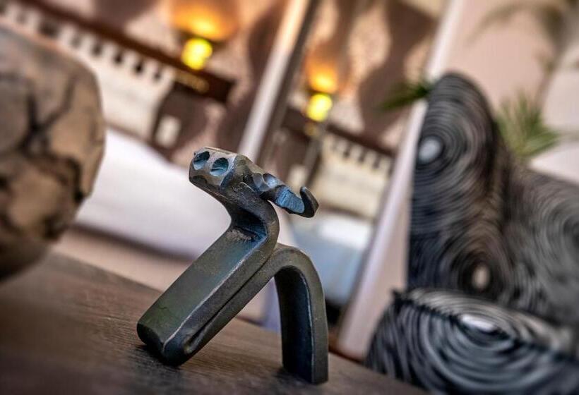 클래식 룸, Logis Hôtel Restaurant Gilles Moreau Laguiole