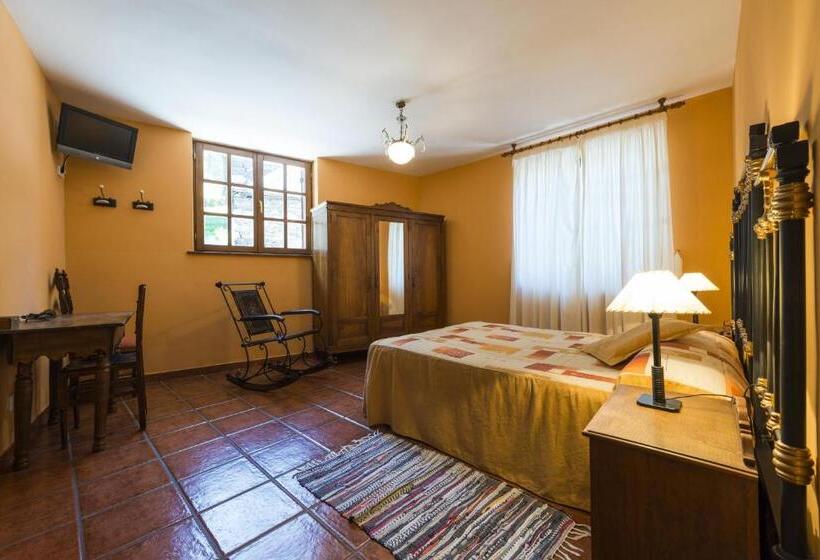 חדר סטנדרט לארבעה, Rural Valle De Ancares