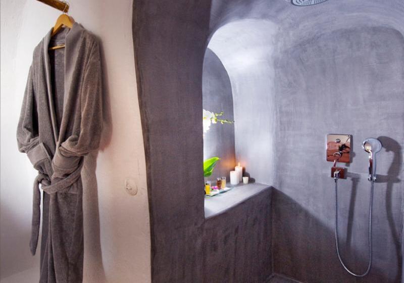 Superior Suite, Sophia Luxury Suites