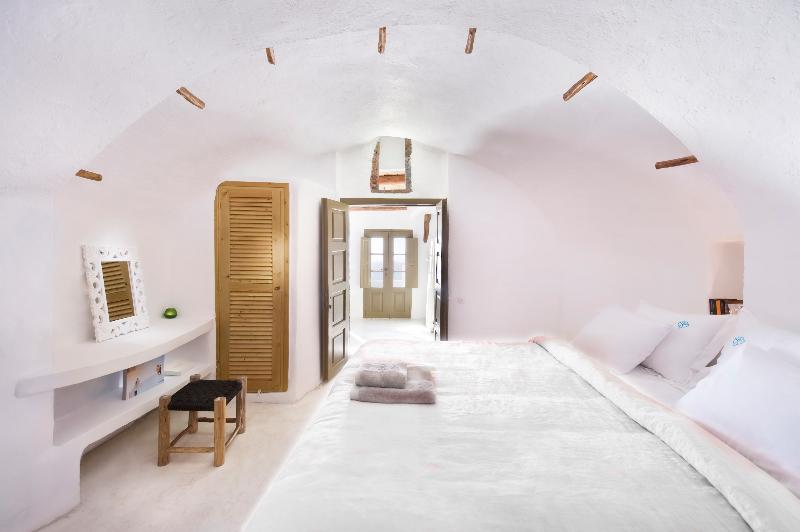 Superior Suite, Sophia Luxury Suites