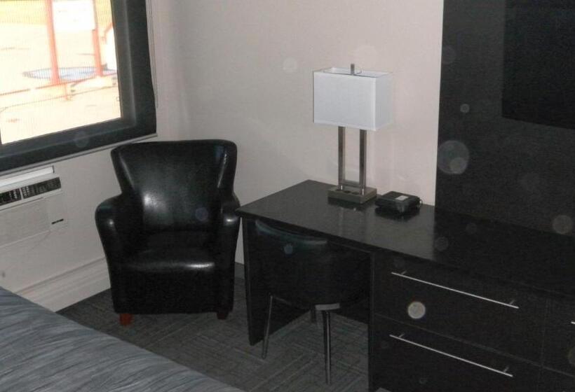 غرفة قياسية, Stampeder Inn