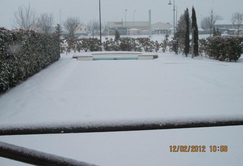 标准间, Tre Torri