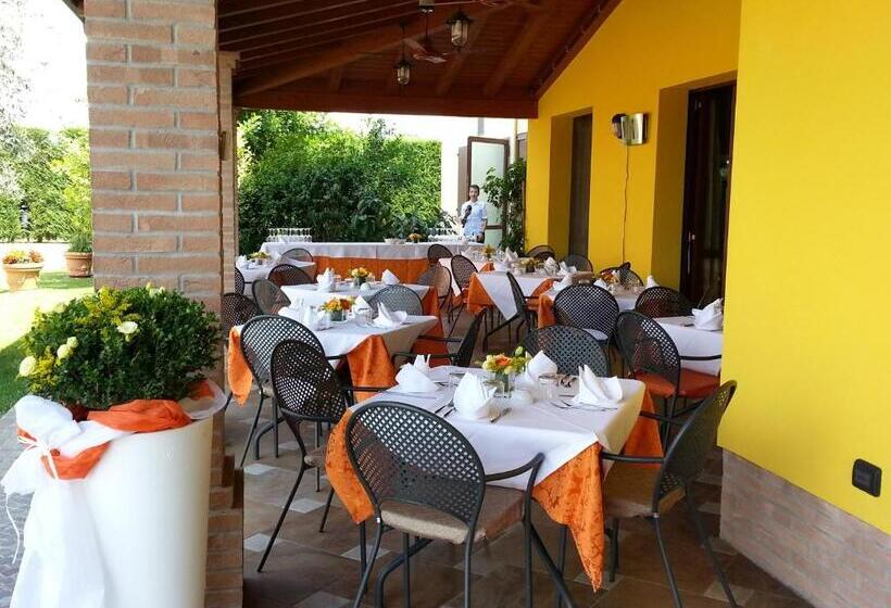 标准间, Tre Torri