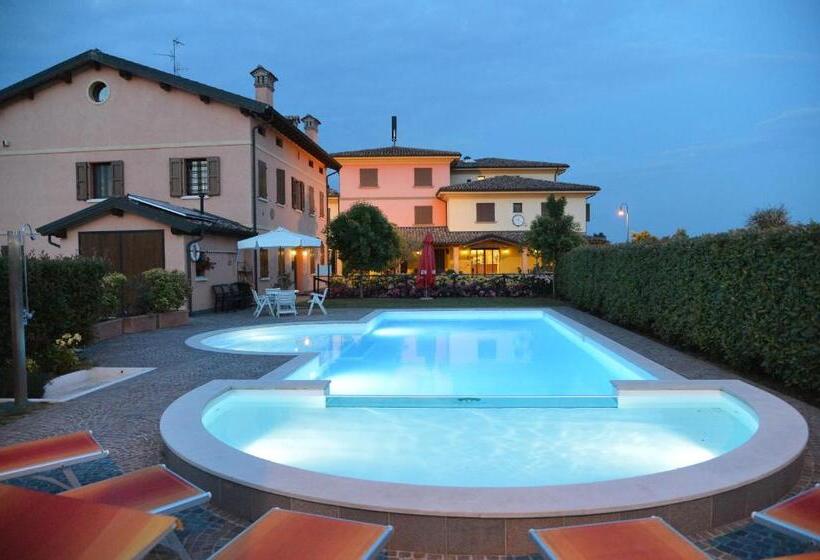 经济房, Tre Torri