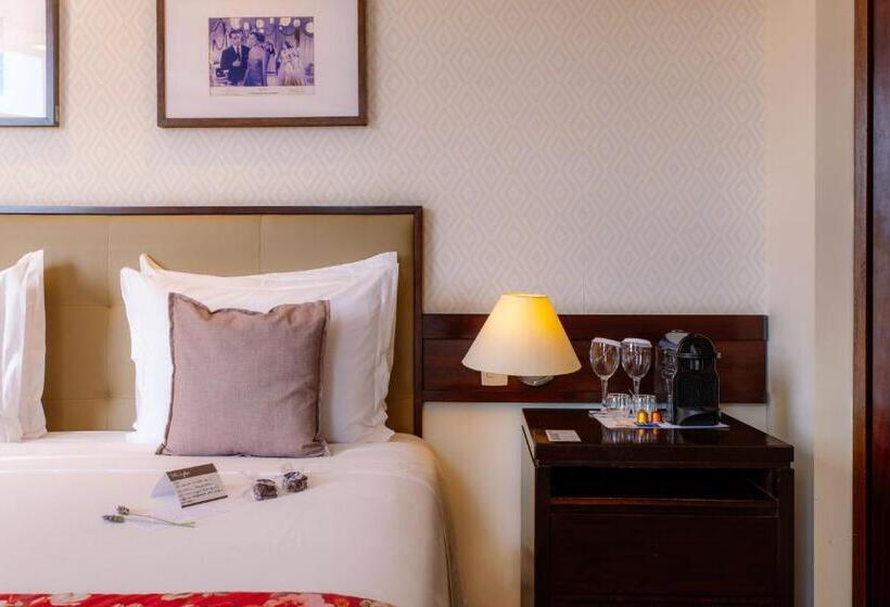 디럭스 트리플 룸, Vila Inglesa