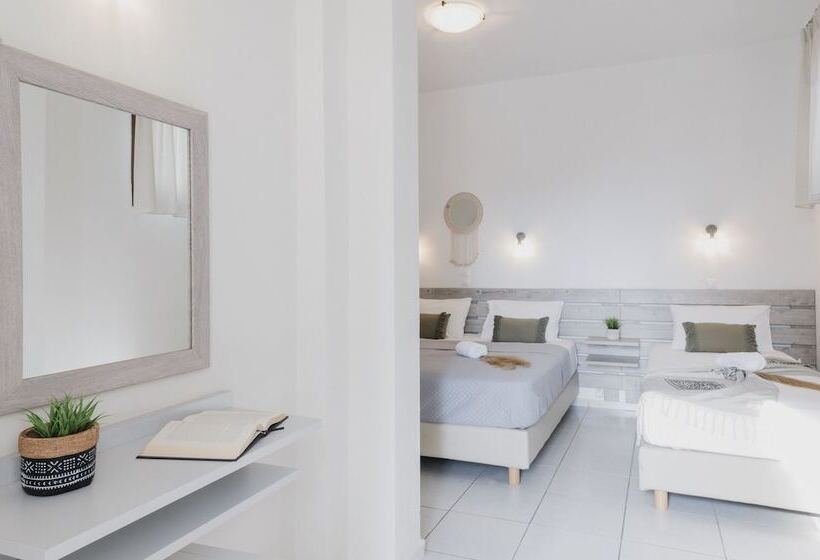 غرفة قياسية ثلاثية, Petros Studios & Suites